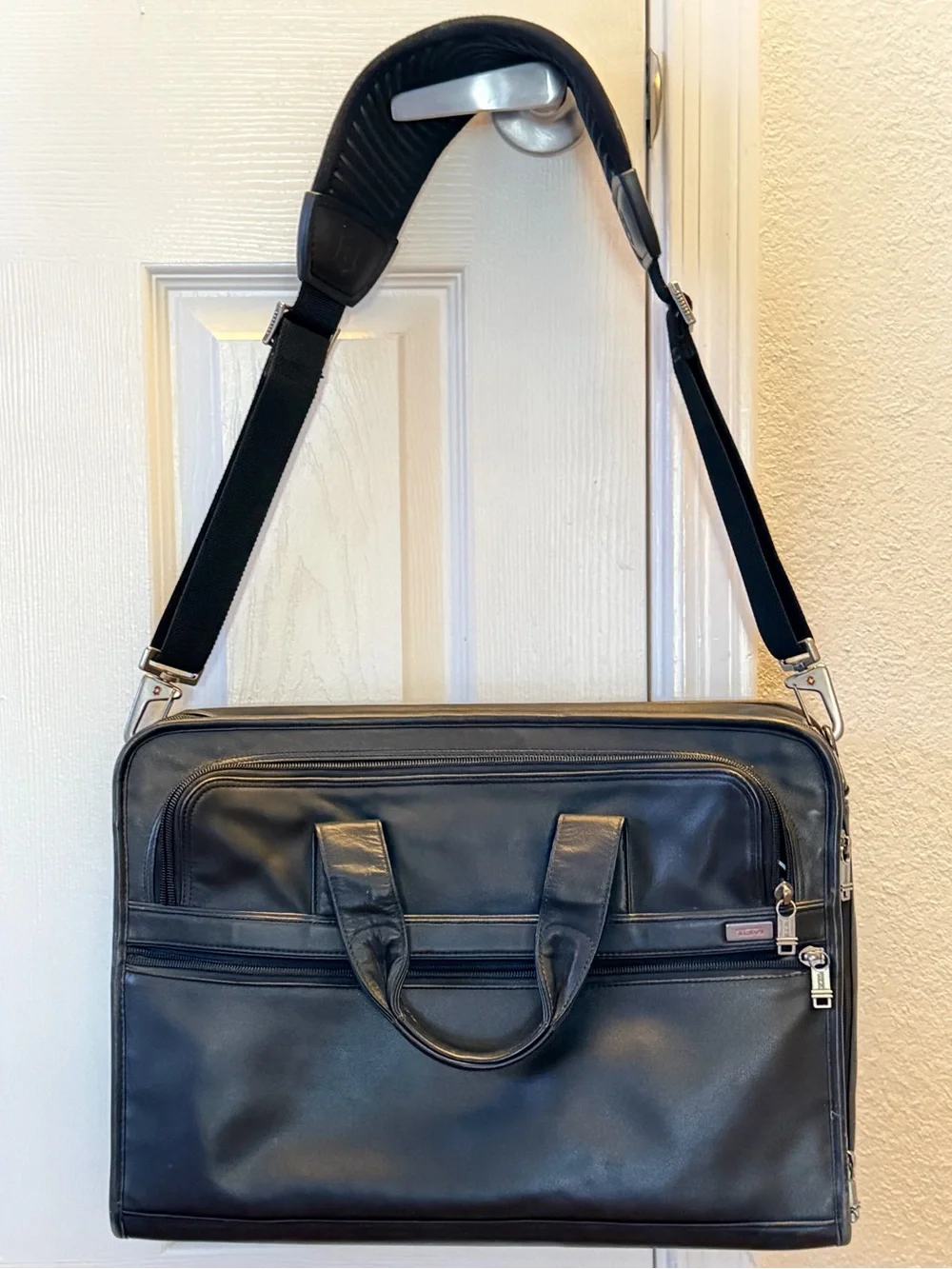 Tumi Black Leather Laptop Briefcase with Shoulder Strap